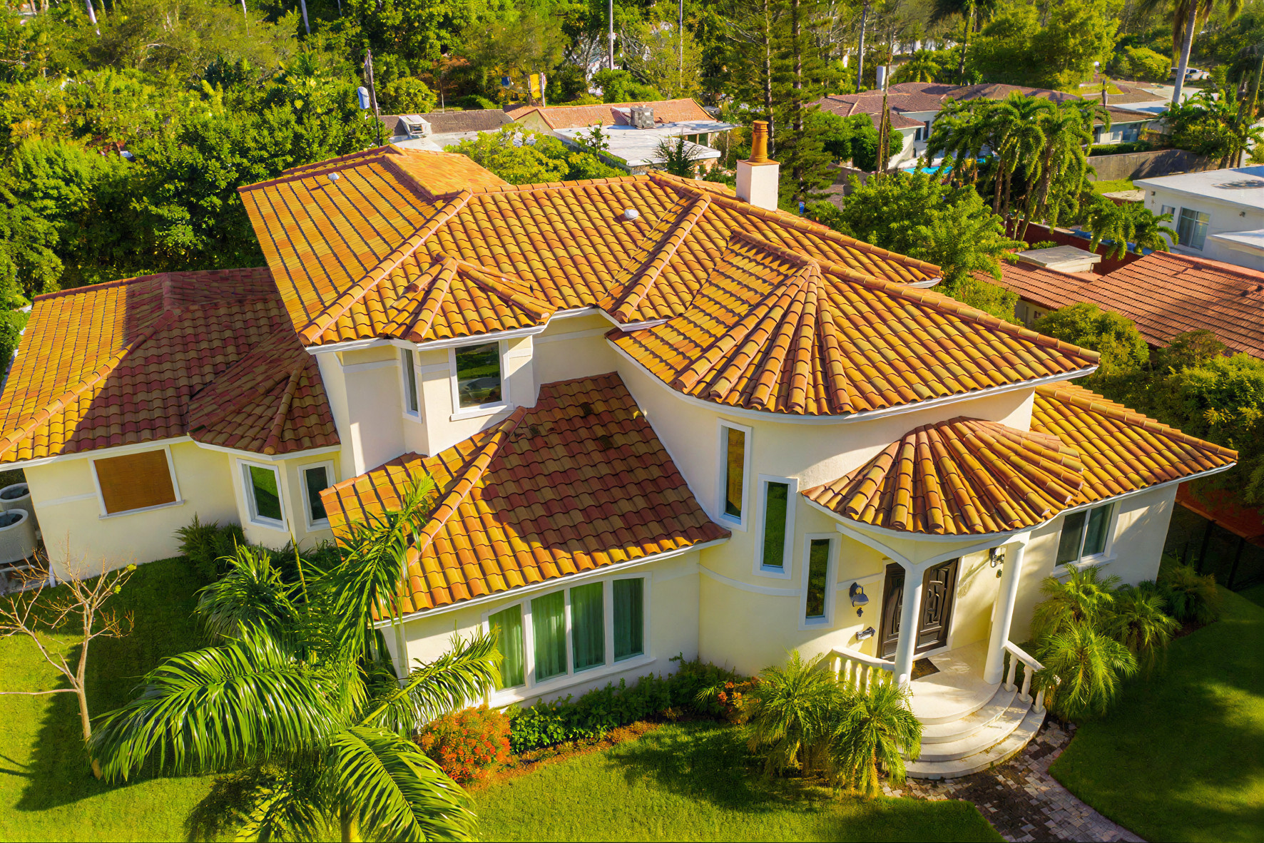 Aerial view of a Florida home with a tile roof